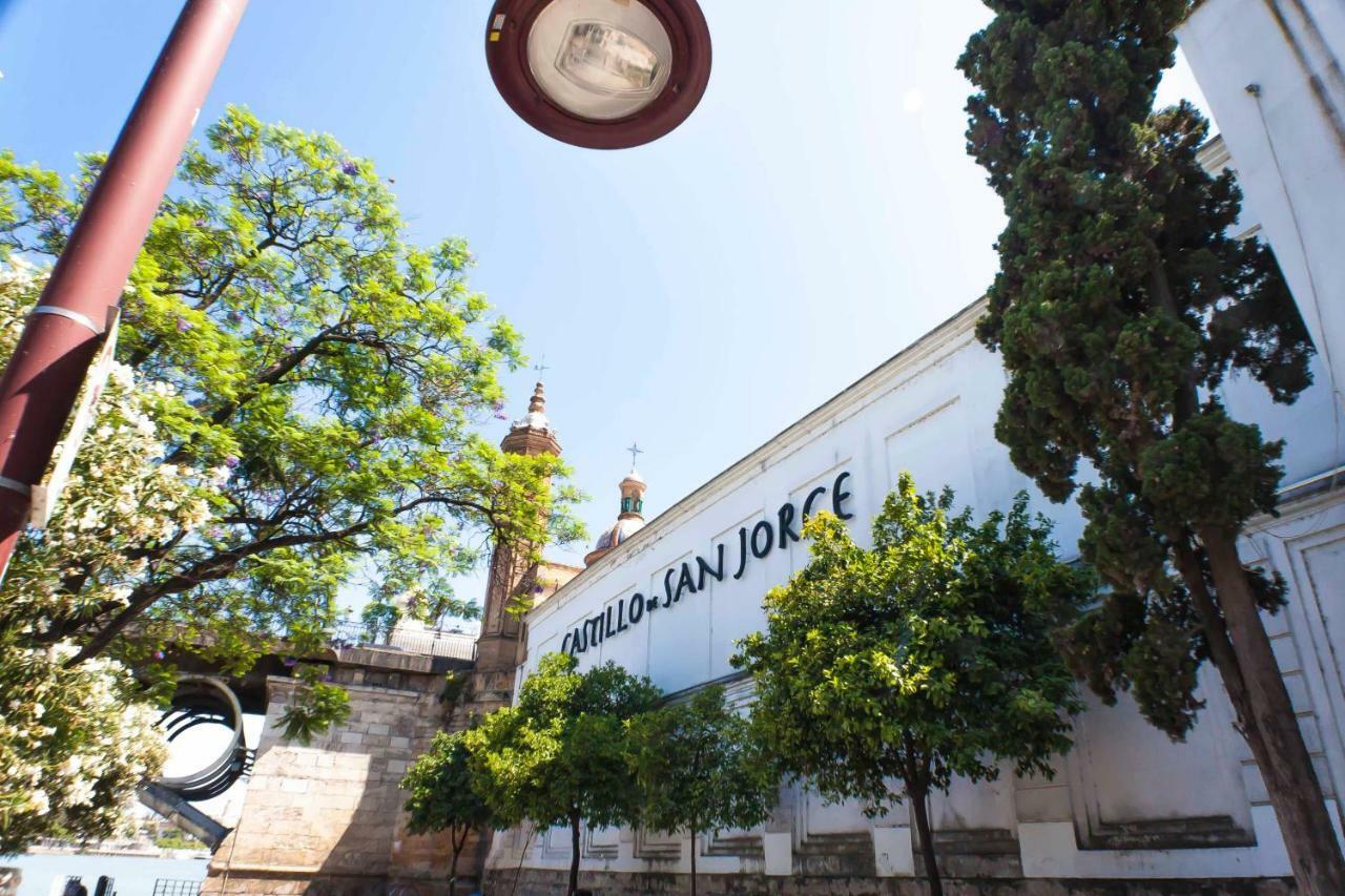 Corral De La O Triana By Valcambre Siviglia
